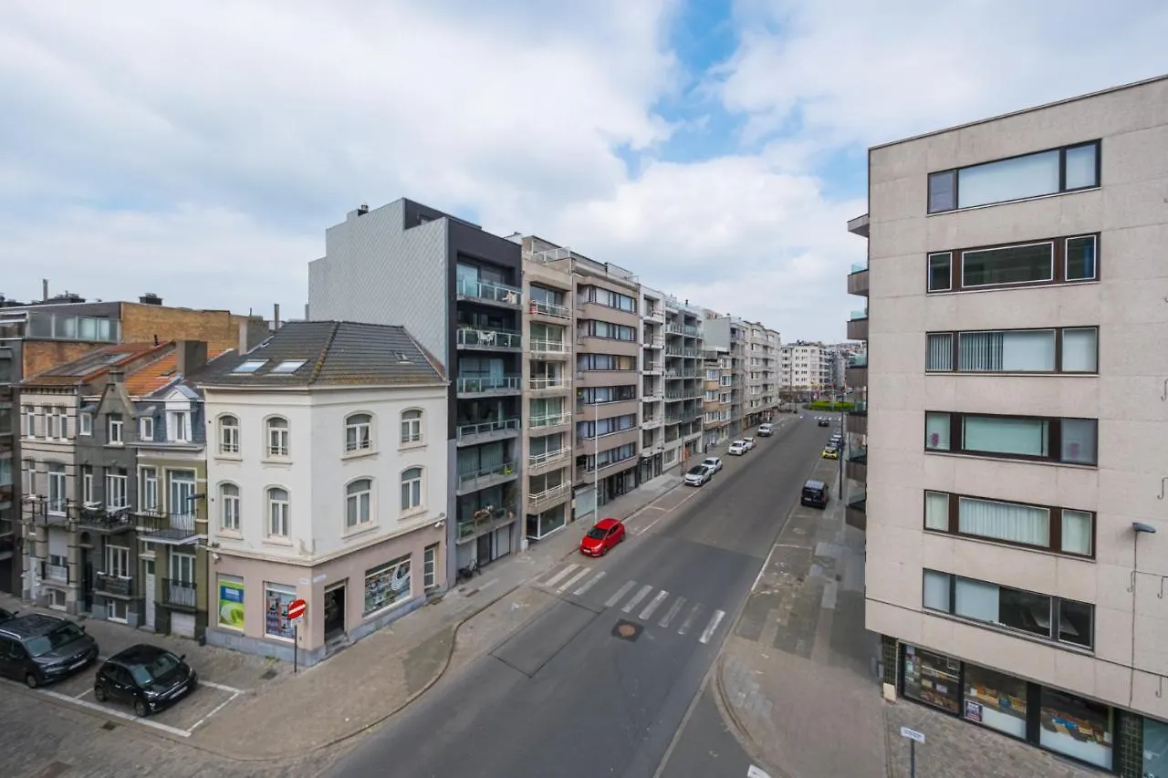Duong Condo Ostend Apartment